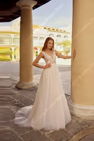 2025 Elegant V-Neck Women Wedding Dresses Gorgeous A-Line Sleeveless Bridal Gowns Mopping Length Party Robe De Mariée Customized